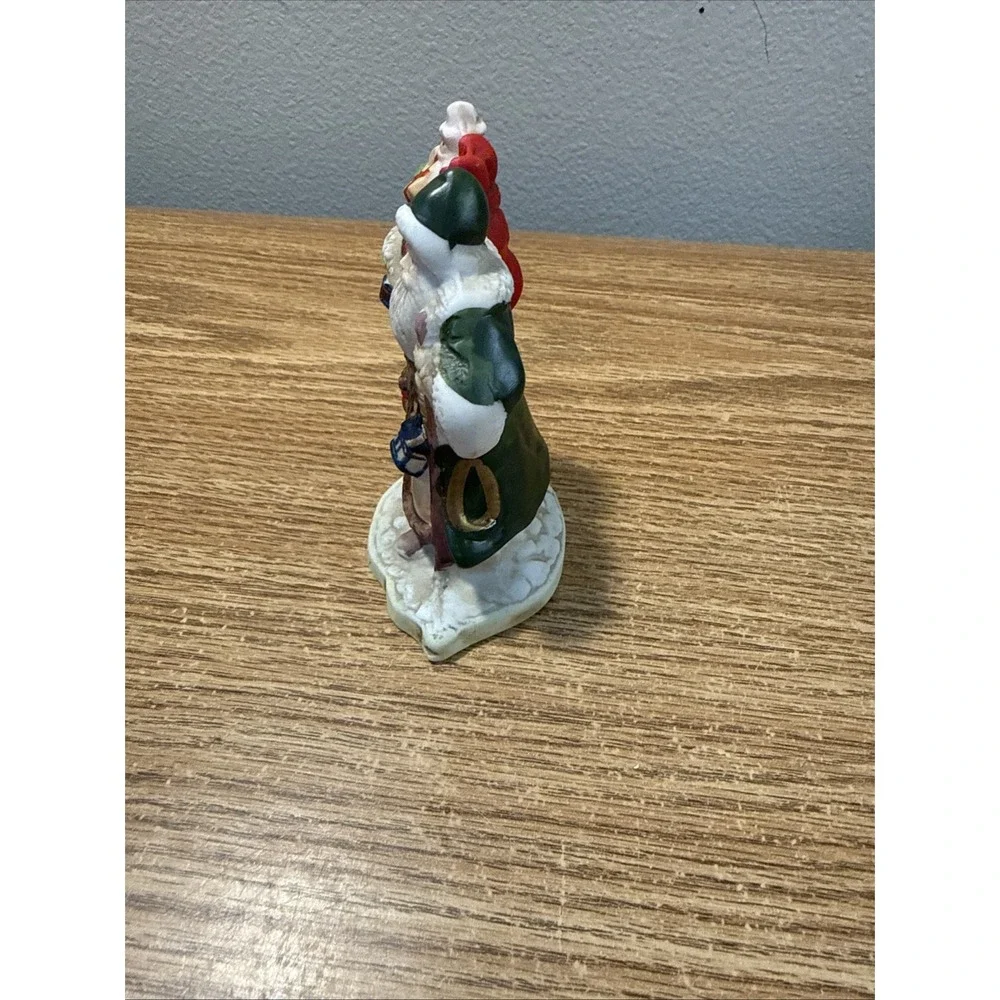 Vintage 1991 Porcelain Santa Clause Figurine, RSVP #8902 Germany, Made in Taiwan